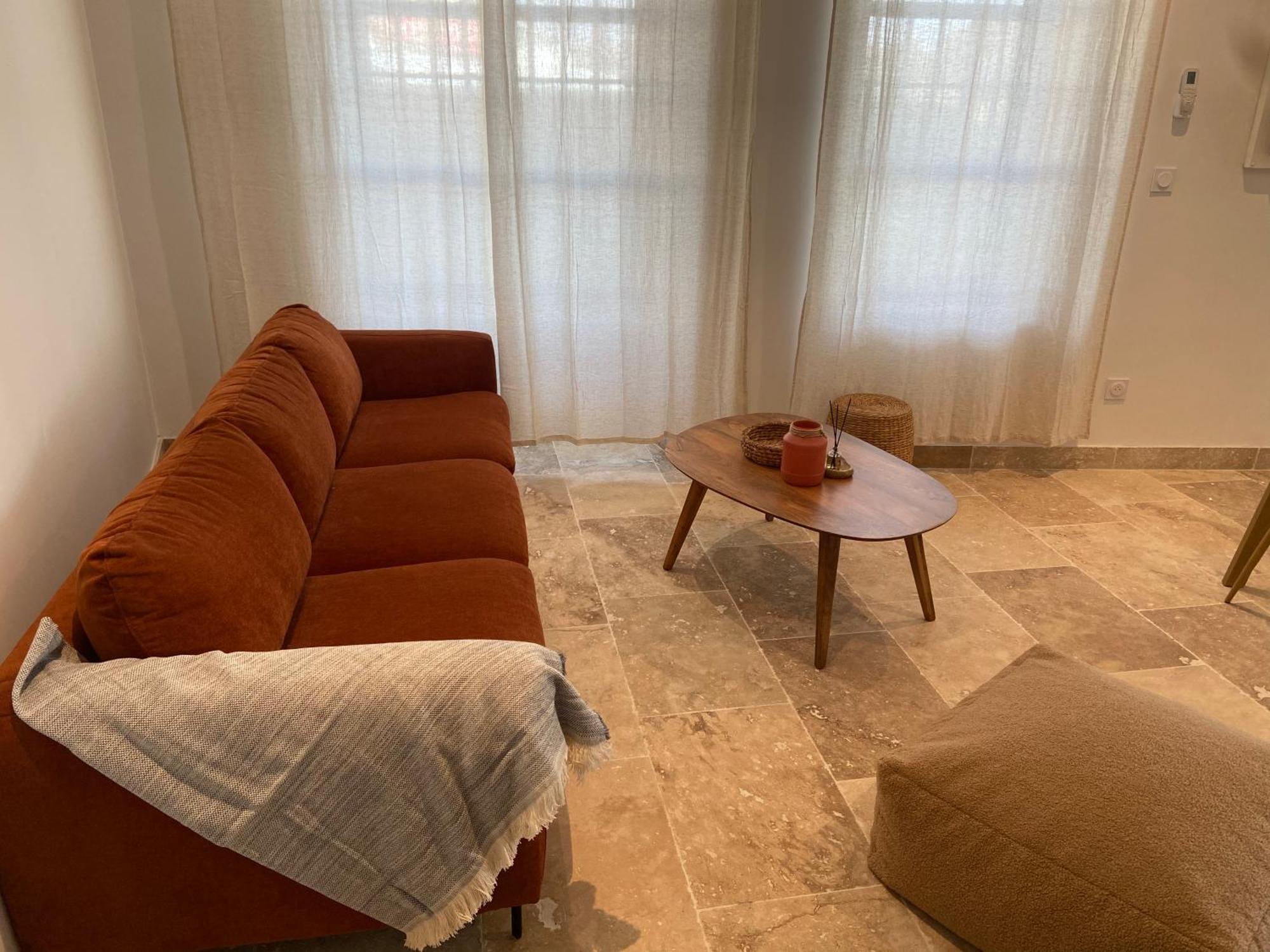 Holiday home Maison Goya Arlesienne *
